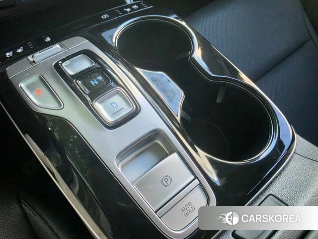 Hyundai Tucson Hybrid (NX4) 2021 Серебристо-серый из Кореи, фото 2