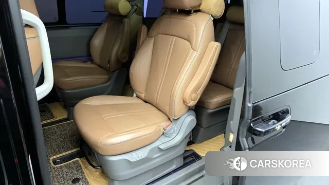 Hyundai Staria 2021 Серый из Кореи, фото 2