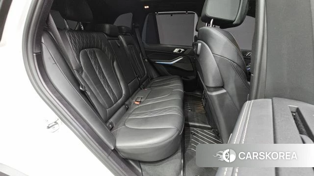 BMW X5 (G05) 2023 Белый из Кореи, фото 2