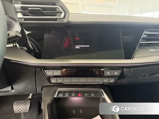 Audi A3 2026 Белый из Китая, фото 2