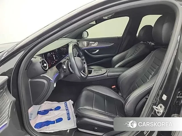 Mercedes-Benz E-Class W213 2021 Серый из Кореи, фото 2