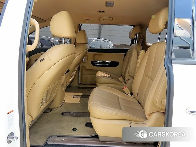 Kia The New Carnival 2019 Белый из Кореи, фото 2