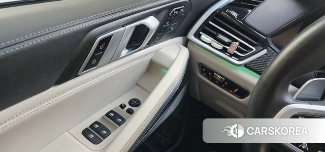 BMW X6 (G06) 2020 Песочный из Кореи, фото 2