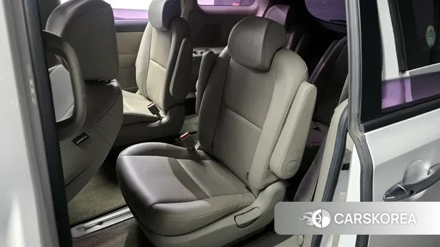 Kia The New Carnival 2018 Белый из Кореи, фото 2