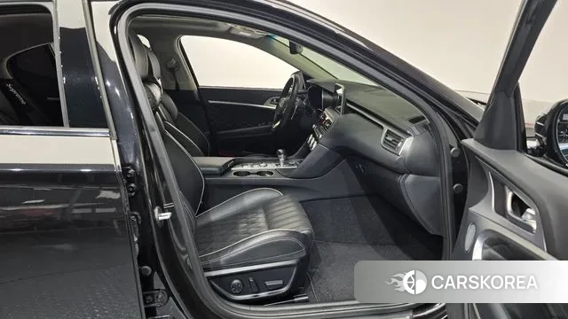 Genesis G70 2019 Черный из Кореи, фото 2