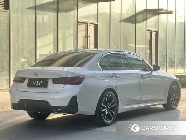 BMW 3 series 2024 Белый из Китая, фото 2