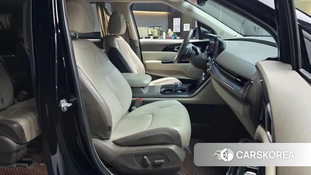 Kia Carnival 4th generation 2021 Черный из Кореи, фото 2