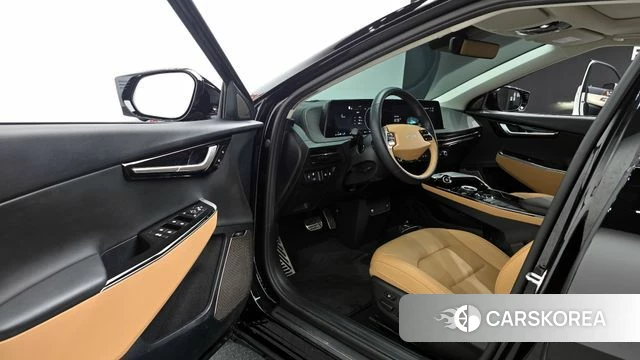 Kia EV6 2023 Черный из Кореи, фото 2