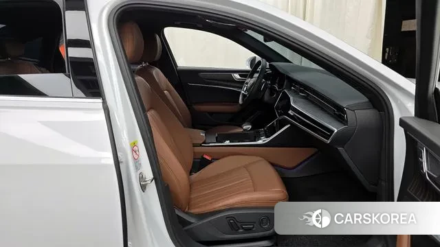 Audi A6 (C8) 2022 Белый из Кореи, фото 2