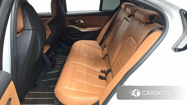 BMW 3 Series (G20) 2024 Белый из Кореи, фото 2