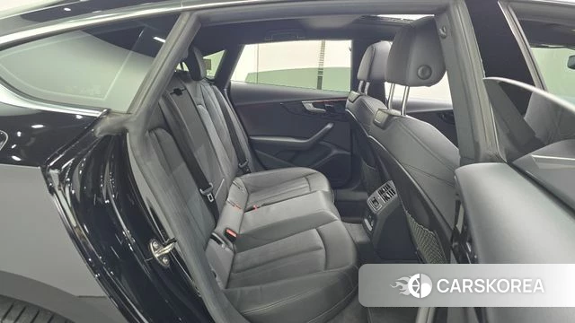 Audi A5 (F5) 2021 Черный из Кореи, фото 2