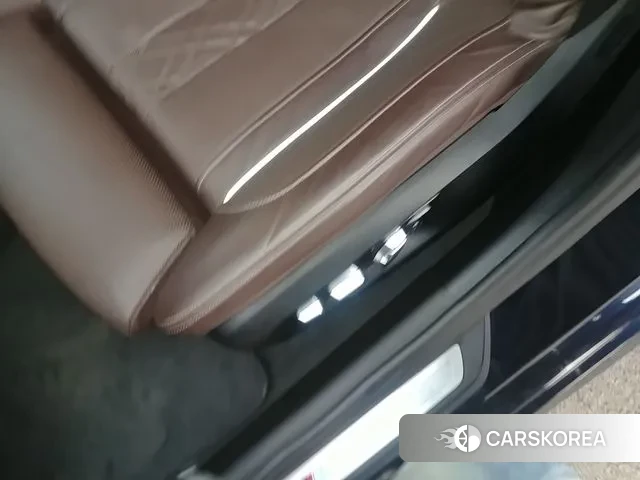 BMW 5 Series (G30) 2019 Синий из Кореи, фото 2