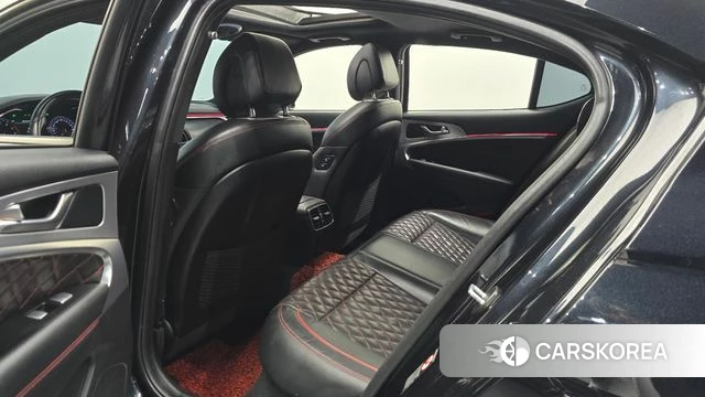 Genesis G70 2019 Черный из Кореи, фото 2