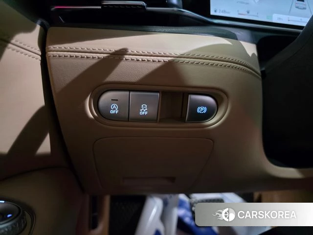 Genesis G90 (RS4) 2023 Белый из Кореи, фото 2