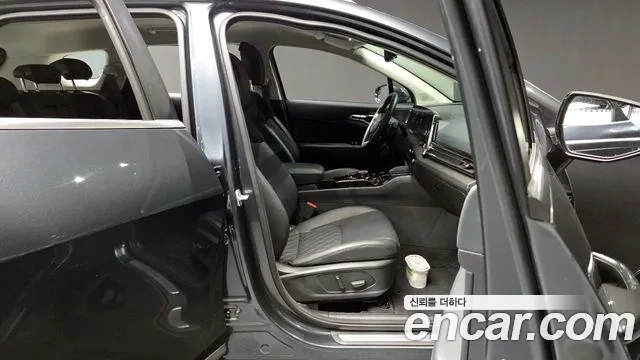 Kia Sportage 5th Generation Hybrid 2023 Серый из Кореи, фото 2