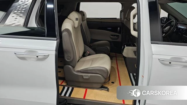 Kia Carnival 4th generation 2023 Белый из Кореи, фото 2