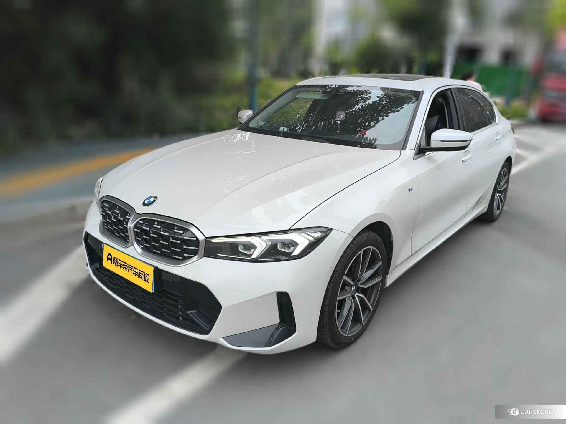 BMW 3 series 2022 Белый из Китая, фото 2