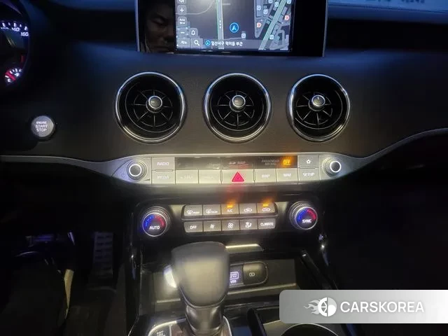 Kia Stinger 2018 Белый из Кореи, фото 2