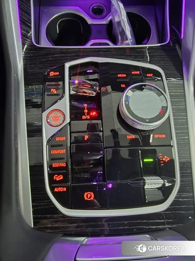 BMW X6 (G06) 2024 Белый из Кореи, фото 2