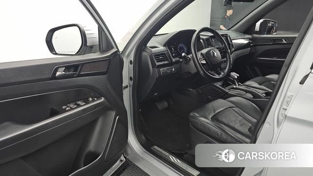 Ssangyong Rexton Sports 2020 Серебристо-серый из Кореи, фото 2