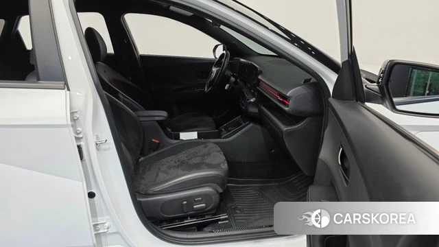 Hyundai Kona (SX2) 2023 Белый из Кореи, фото 2