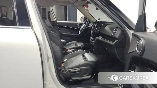 Mini Cooper Countryman 2020 Серебряный из Кореи, фото 2