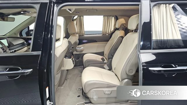 Kia Carnival 4th generation 2023 Черный из Кореи, фото 2