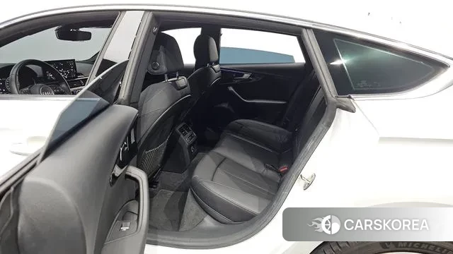 Audi A5 (F5) 2020 Белый из Кореи, фото 2