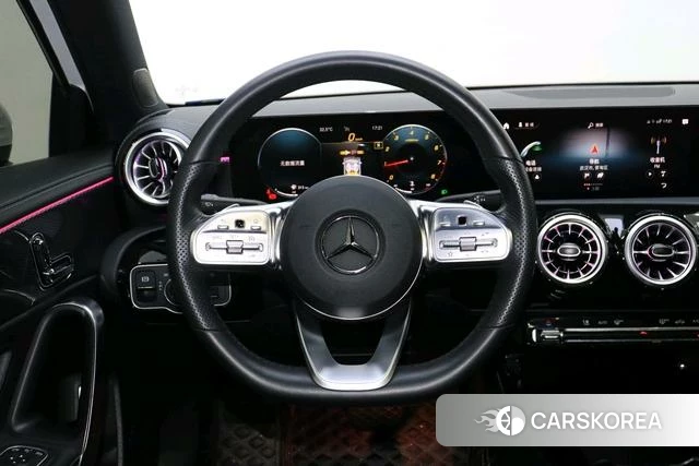 Mercedes-Benz Class A 2022 Белый из Китая, фото 2