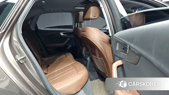 Audi A4 (B9) 2018 Коричневый из Кореи, фото 2