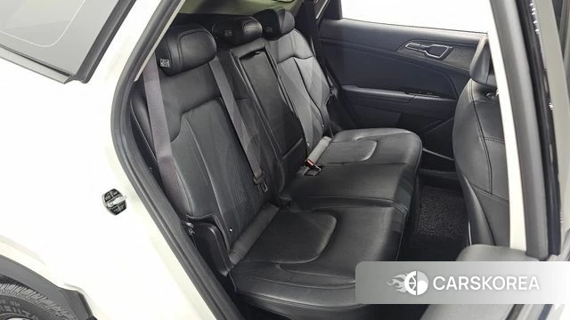 Kia Sportage 5th Generation Hybrid 2022 Белый из Кореи, фото 2