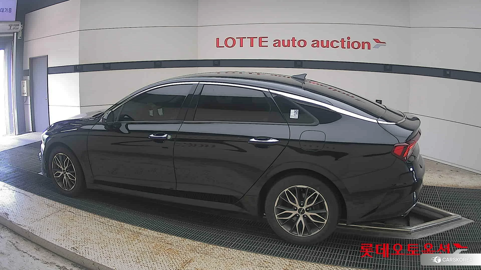 Kia K5 2023 Aurora Black Pearl из Кореи, фото 2