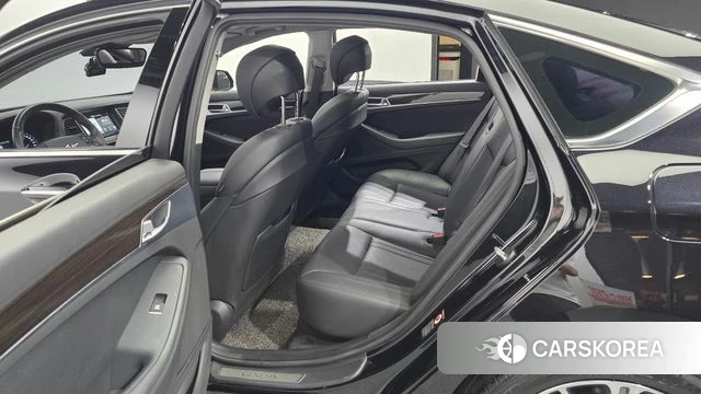 Genesis G80 2019 Черный из Кореи, фото 2