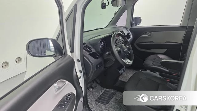 Kia The New Kia Ray 2023 Белый из Кореи, фото 2