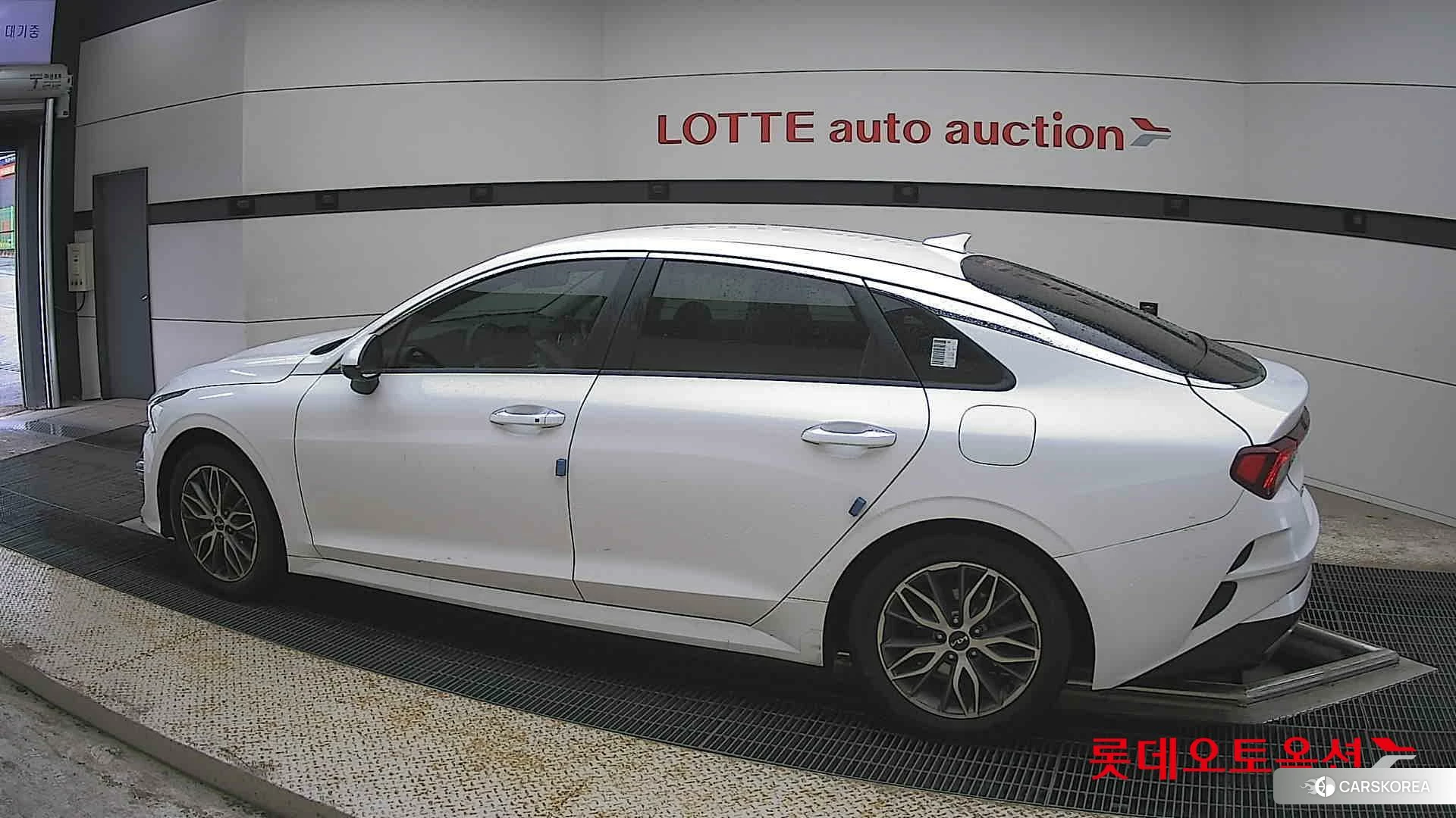 Kia K5 2022 Белый из Кореи, фото 2