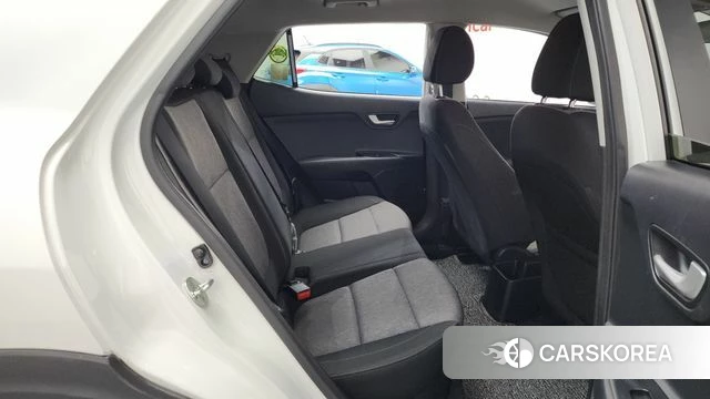 Kia Stonic 2018 Белый из Кореи, фото 2