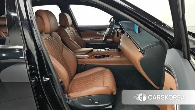 Genesis GV70 2022 Черный из Кореи, фото 2