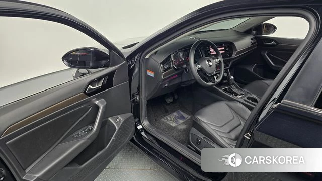 Volkswagen 7th Generation of Jetta 2020 Черный из Кореи, фото 2