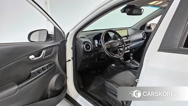 Hyundai The New Kona 2022 Белый из Кореи, фото 2