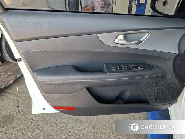 Kia Come New K3 2019 Белый из Кореи, фото 2