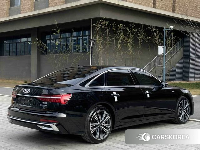 Audi A6L 2023 Черный из Китая, фото 2