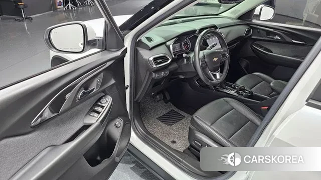 Chevrolet (GM Daewoo) Trailblazer 2021 Белый из Кореи, фото 2