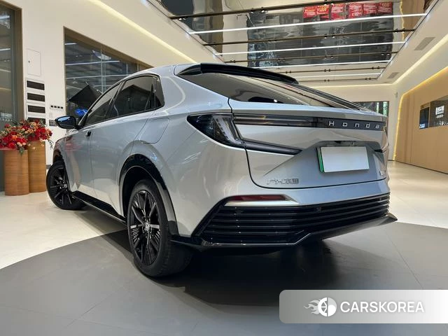 Honda e: NP2 Pole Pai 2 2024 Серебристо-серый из Китая, фото 2