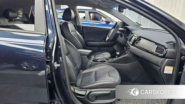Kia Niro 2018 Синий из Кореи, фото 2