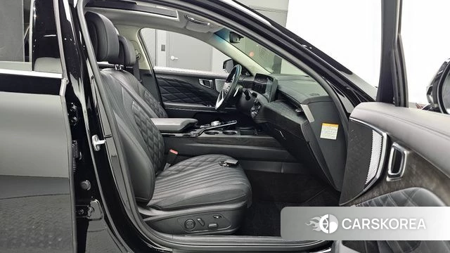 Kia K8 Hybrid 2022 Черный из Кореи, фото 2