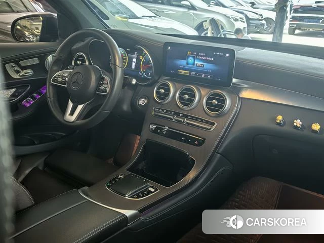 Mercedes-Benz GLC 2021 Темно-серый из Китая, фото 2
