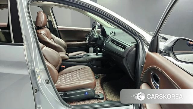 Honda HR-V 2018 Серебряный из Кореи, фото 2