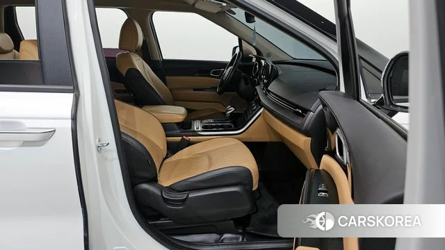 Kia Carnival 4th generation 2022 Белый из Кореи, фото 2