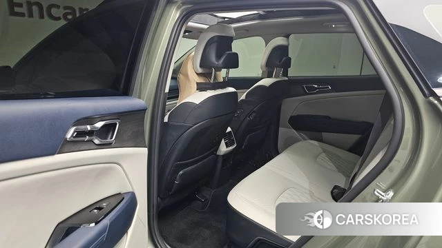 Kia Sportage 5th Generation Hybrid 2023 Зеленый из Кореи, фото 2