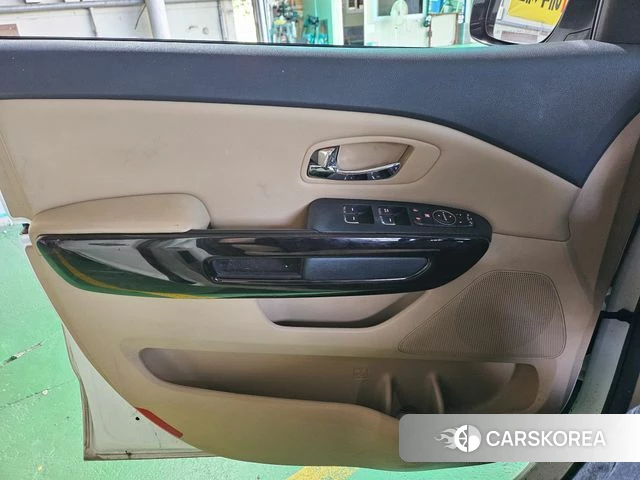 Kia The New Carnival 2018 Белый из Кореи, фото 2